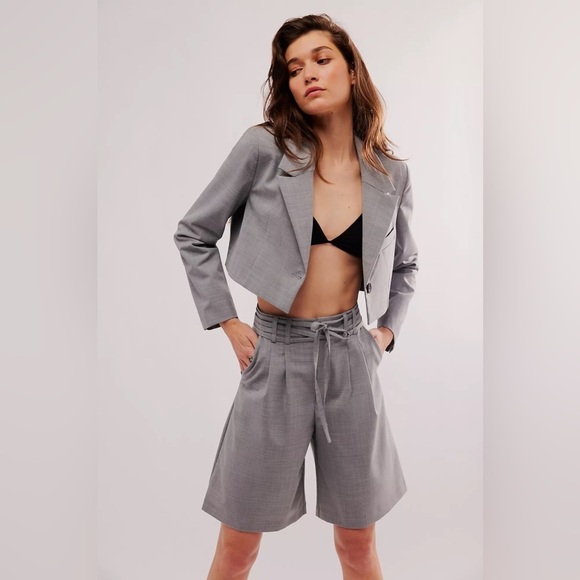 NWT ALOHAS Gigi Suit Set - Picture 1 of 6